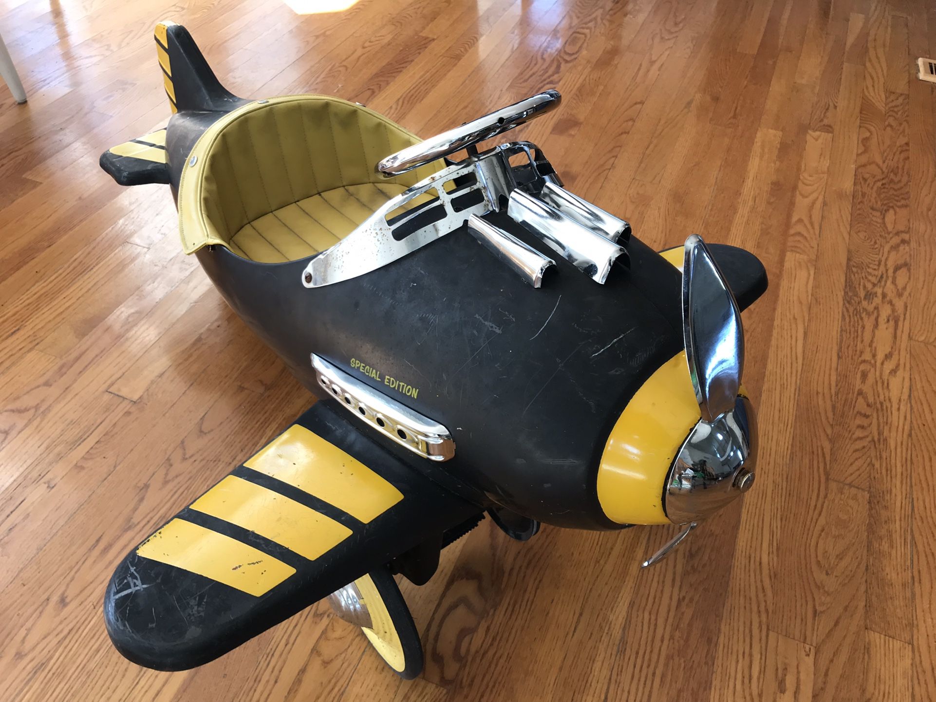 ANTIQUE YELLOW JACKET PEDAL CAR AIRPLANE.