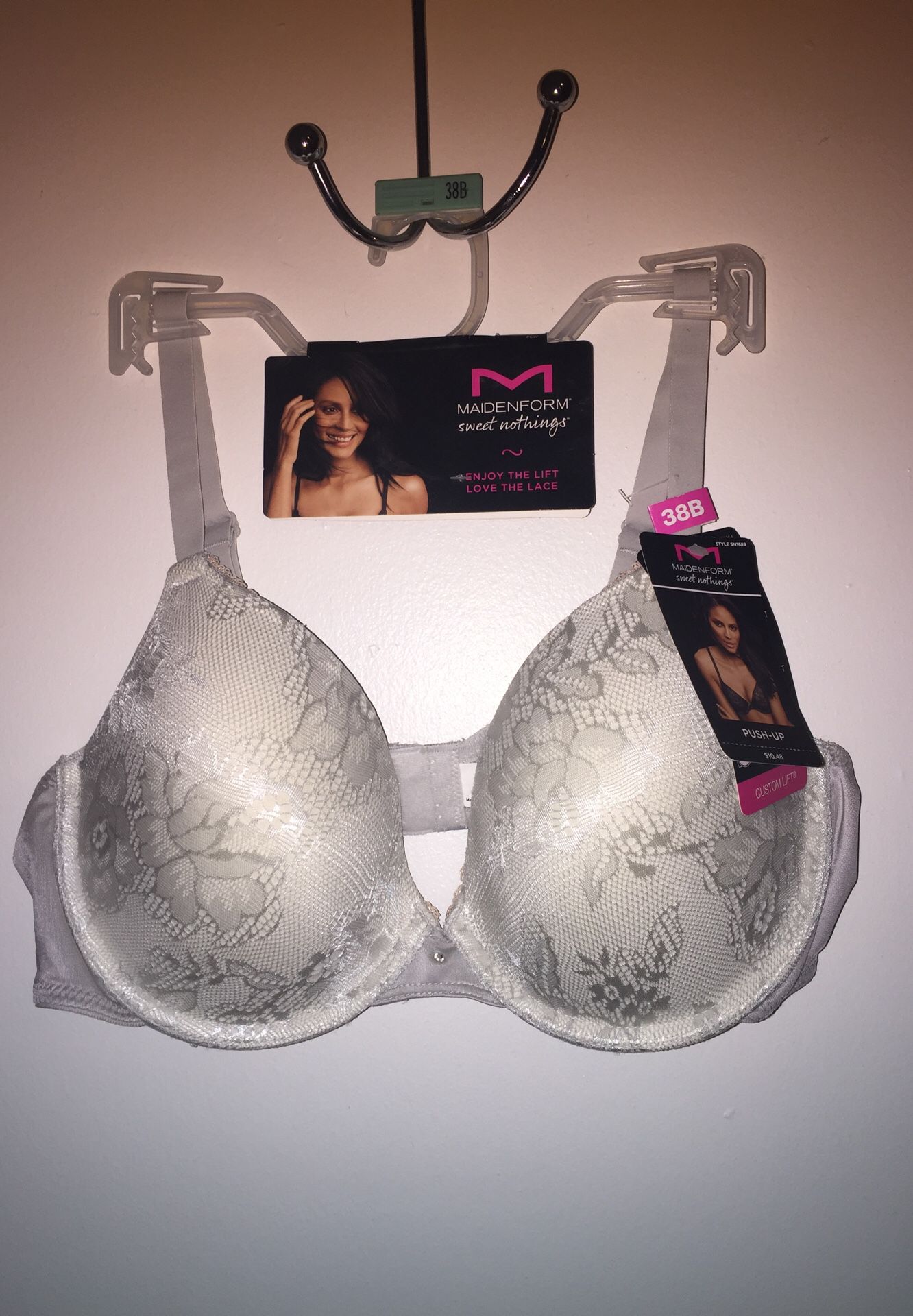 Maiden Form Sweet Nothings Bra 38B for Sale in Charlotte, NC - OfferUp