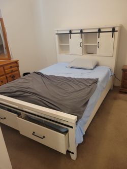 Queen bed