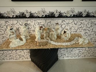 Nativity Scene (Figurines Only)