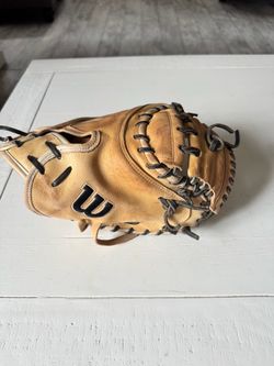 Wilson A2000 Catchers  mitt 33”