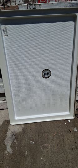 Dreamline shower base