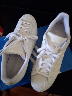 Adidas Mens Superstar shoe