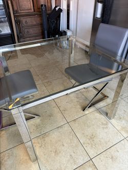 Glass Table Wite 2 Chairs