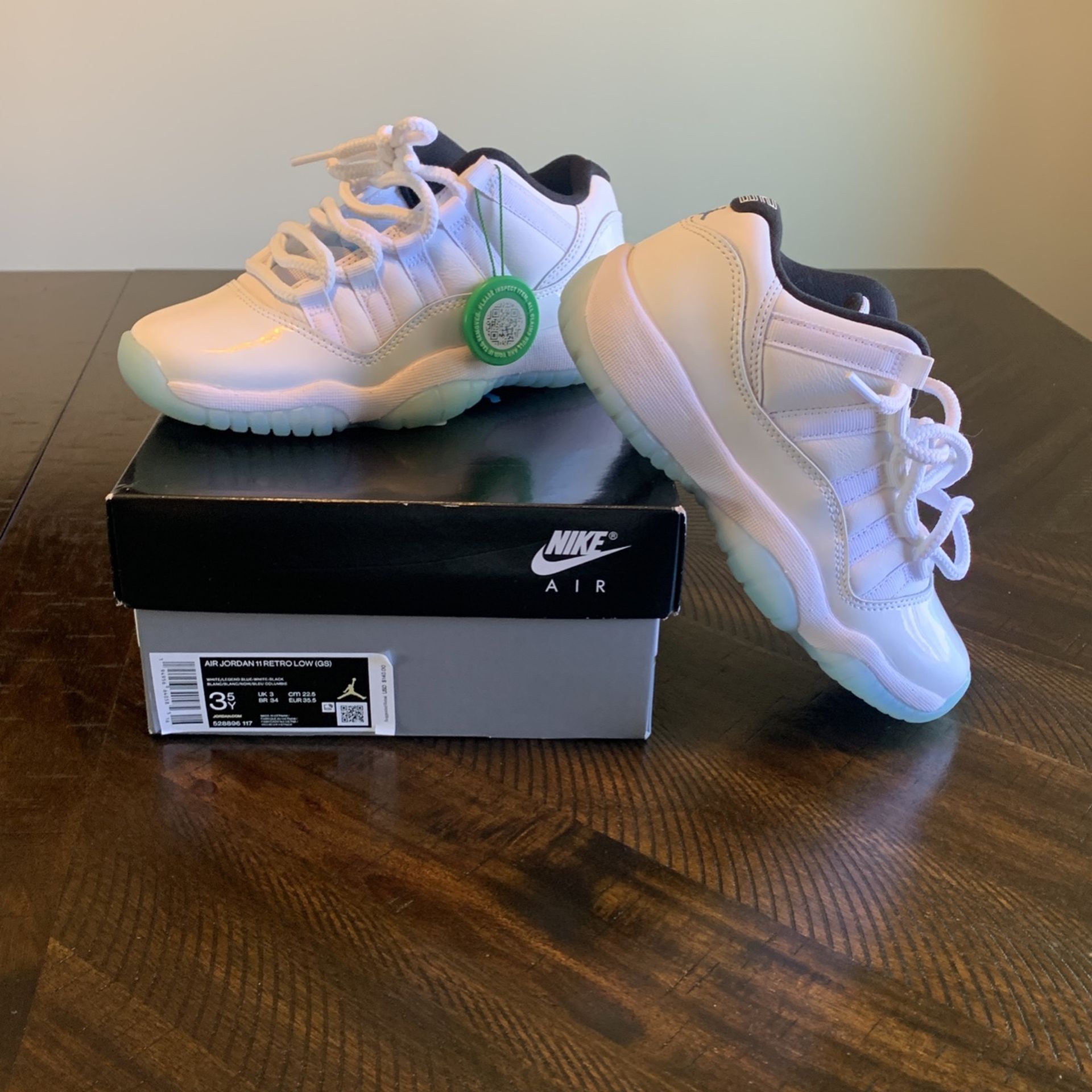 AIR JORDAN 11 RETRO LOW (GS)