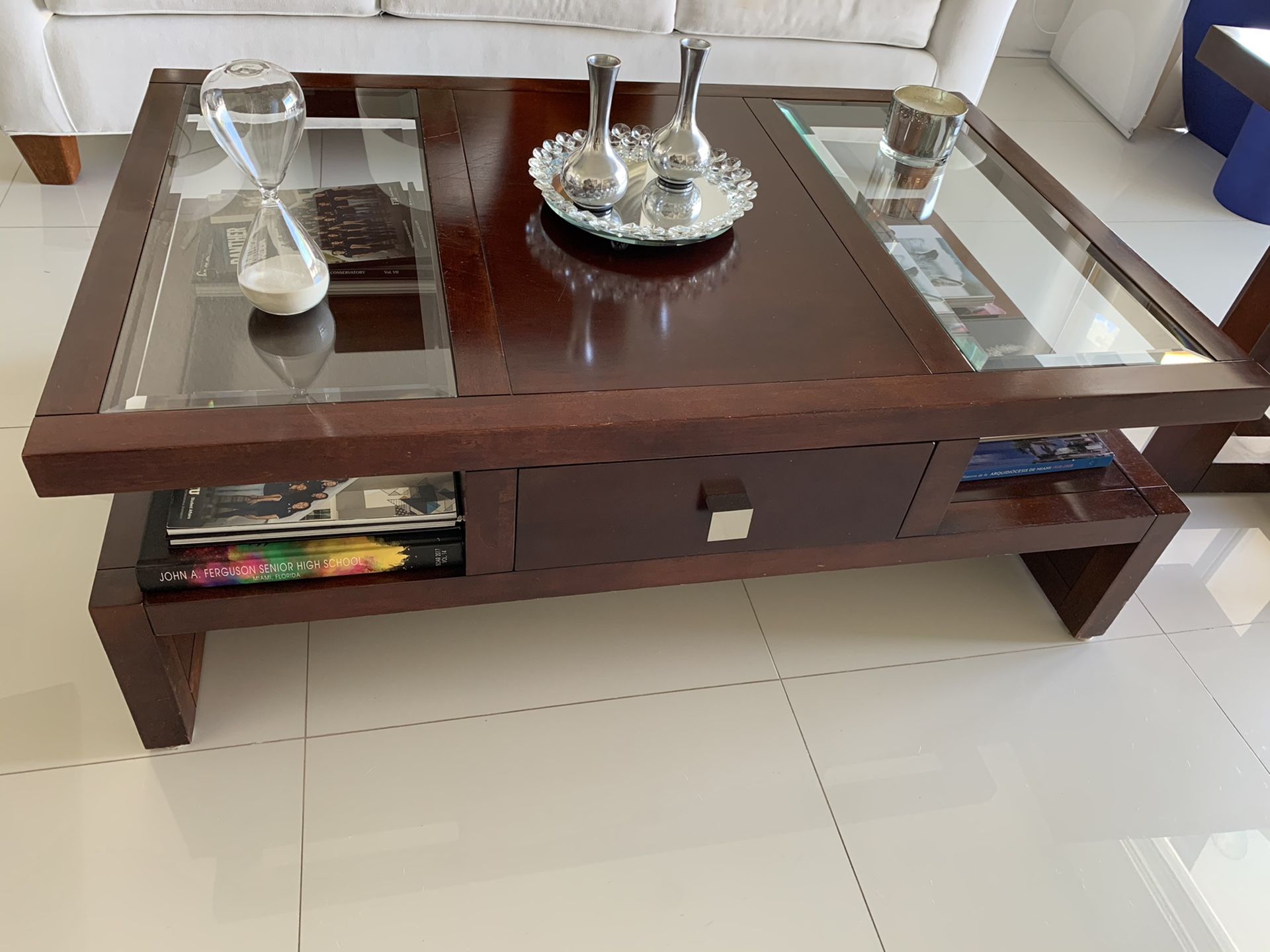 Coffee Table and end table set