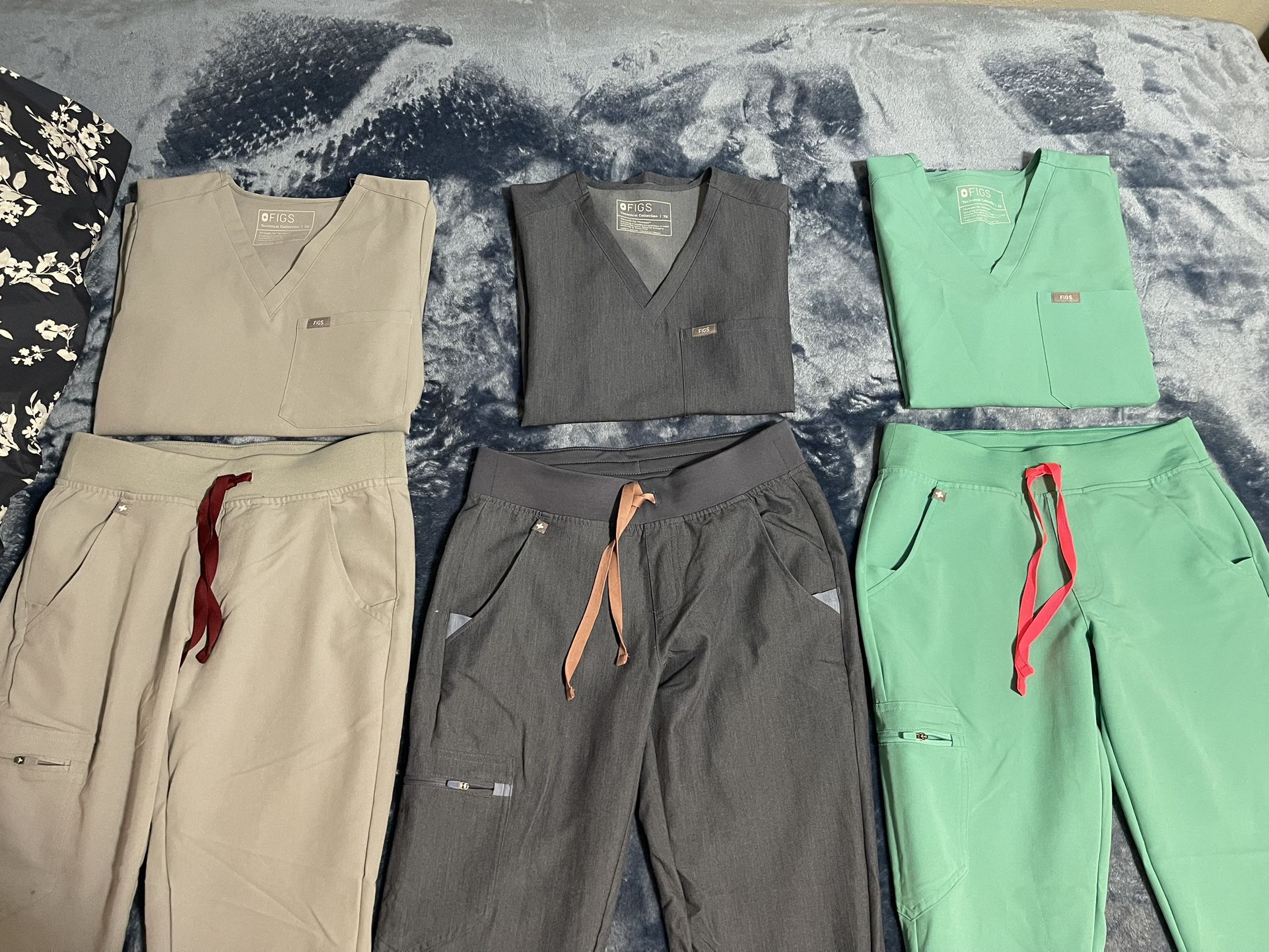 Figs Scrubs XS Like New