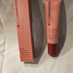 OleHenriksen Pout Preserve Peptide Lip Treatment 