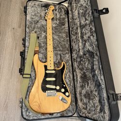 Fender Stratocaster Maple Wood