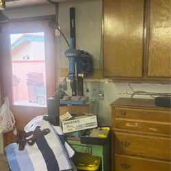 Craftsman drill press and bench
