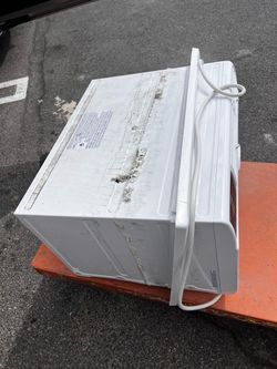 Seasons ST12RA2 220V 12k BTU Air Conditioner