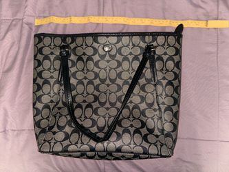 Coach Signature Tote Bag