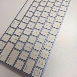 NEW Genuine Apple Magic Keyboard with Touch ID A2449 BLUE with Cable