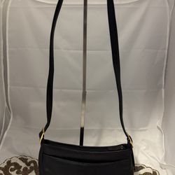 Etienne Aigner Leather purse Vintage