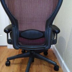Rare Herman Miller Aeron Large C Fully loaded Ergo Mesh Office Chair  Red / Graphite 49ers !  Free Delivery Possible