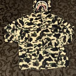 Bape 1st Camo Shark Hoodie Size Large(Rare)