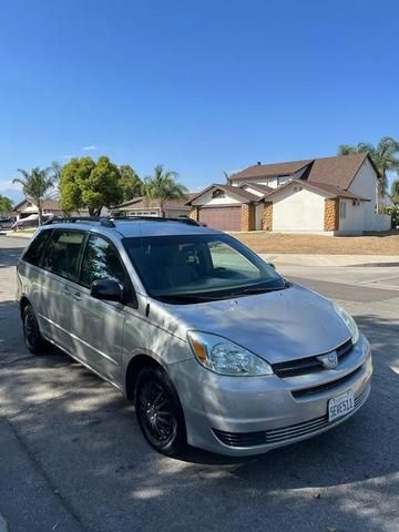 2004 Toyota Sienna