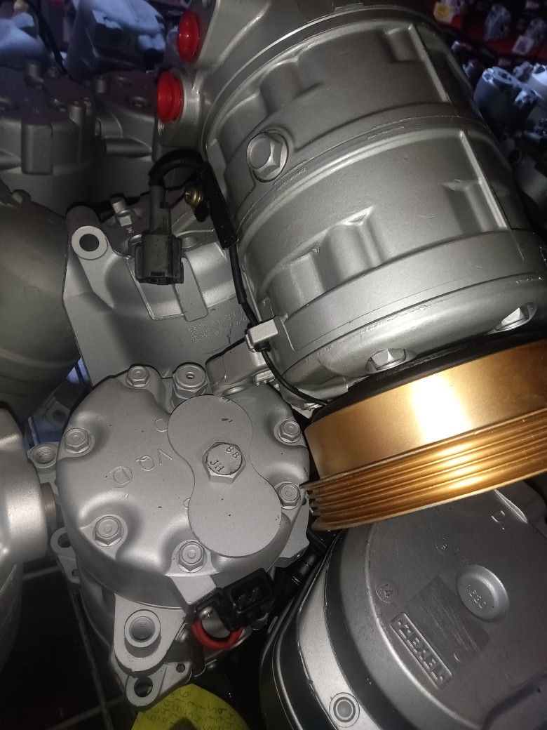 AC compressor 