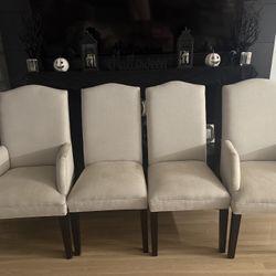 Restoration Hardware Dining Table Chairs x4