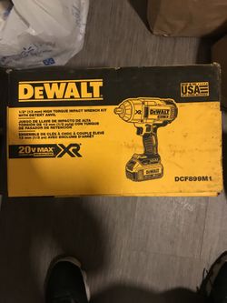 Brand new in box dewalt 20v xr brushless 1/2” high torque impact wrench kit