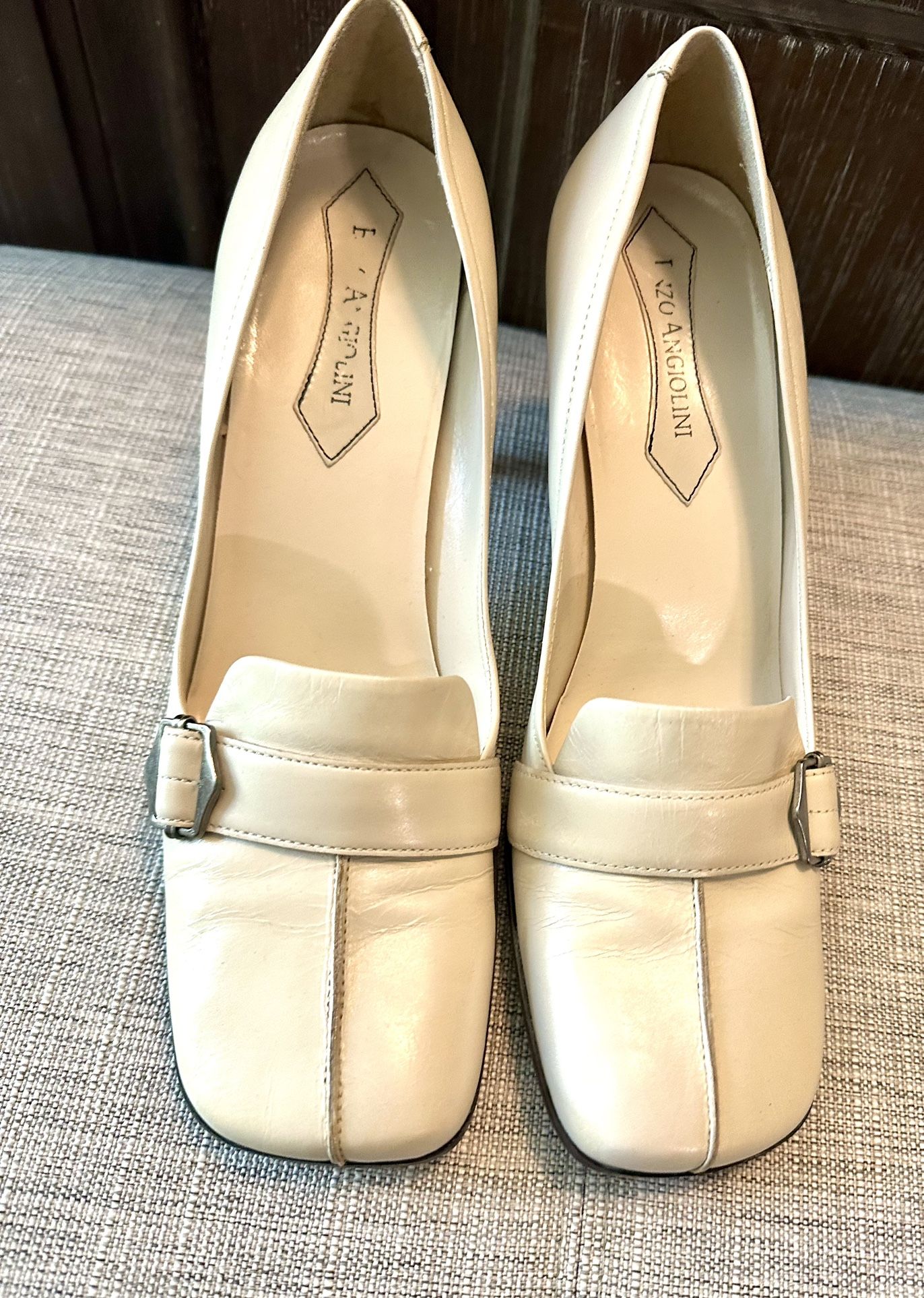 Women Vintage style size 9