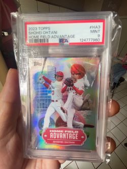 Shohei Ohtani | Home Field Advantage | Topps