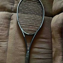 dark development Be Unstoppable with Professional Tennis Racquets!