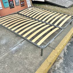 Like New King Size Platform Bed