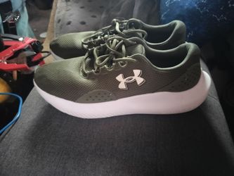 Under armour shoes size 15