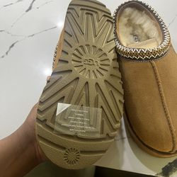 Brand new Tasman Ugh slides size 7 ‼️🛍️
