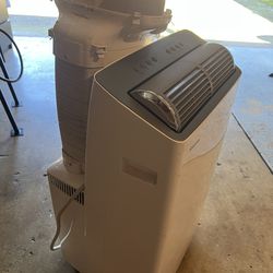 Toshiba 12,000 btu AC/ heater combo