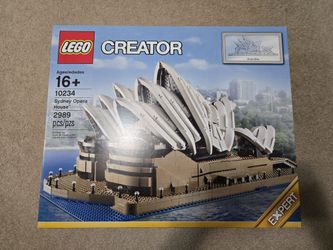 Lego Sydney Opera House 10234