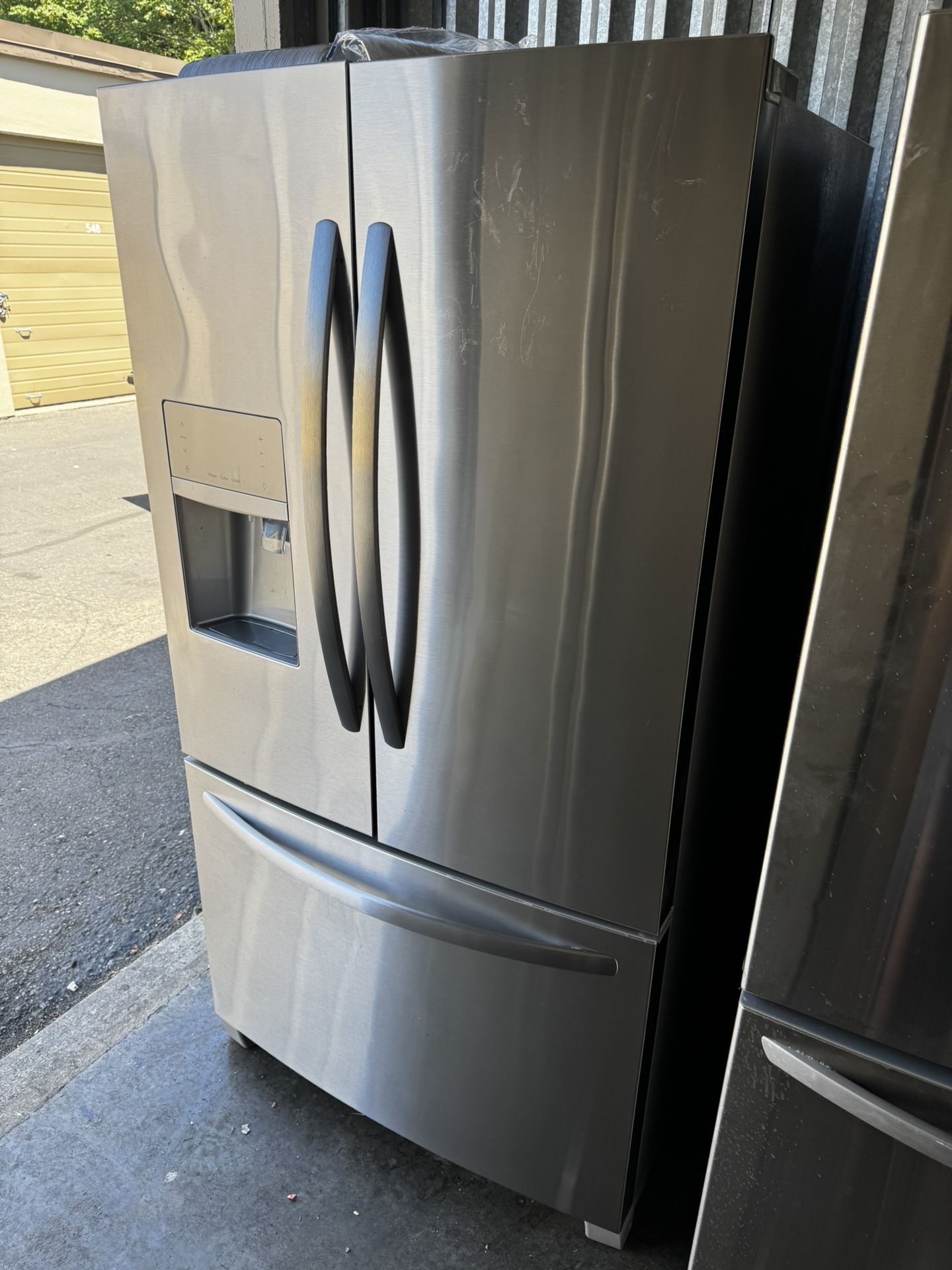 GE Fridge