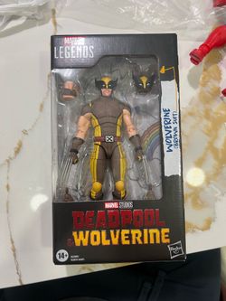 NEW Marvel Legends Wolverine ( Brown Suit )