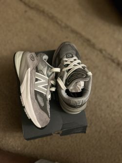 New Balance 990v6 (size 10)