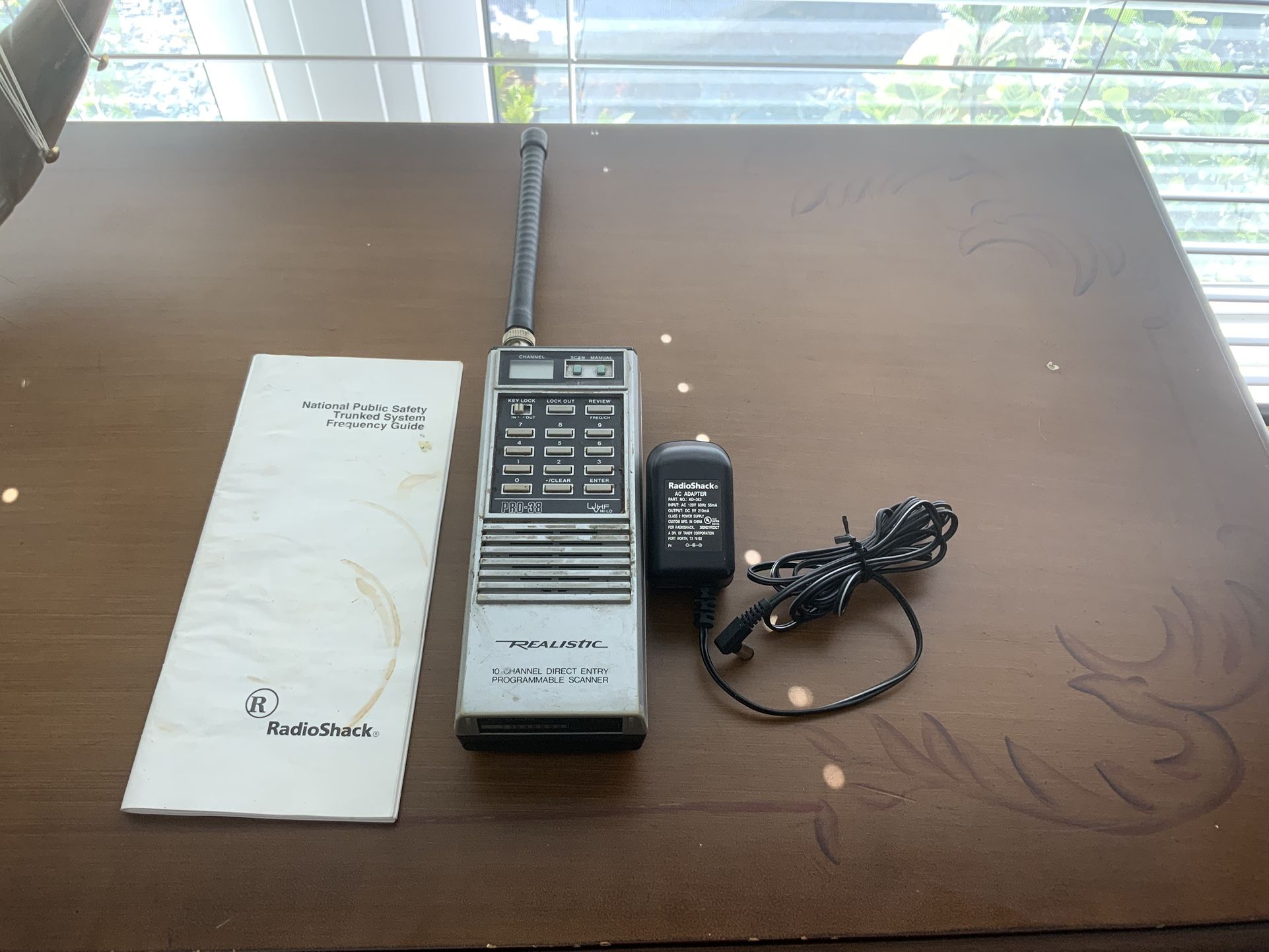 RadioShack Realistic Pro-38 Handheld Programmable Scanner