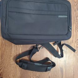 Briggs & Riley black backpack for travel with laptop compartment style 299 4 excellent condition