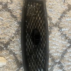 18-21 Gloss Black Grill Q50 ** New In Box **