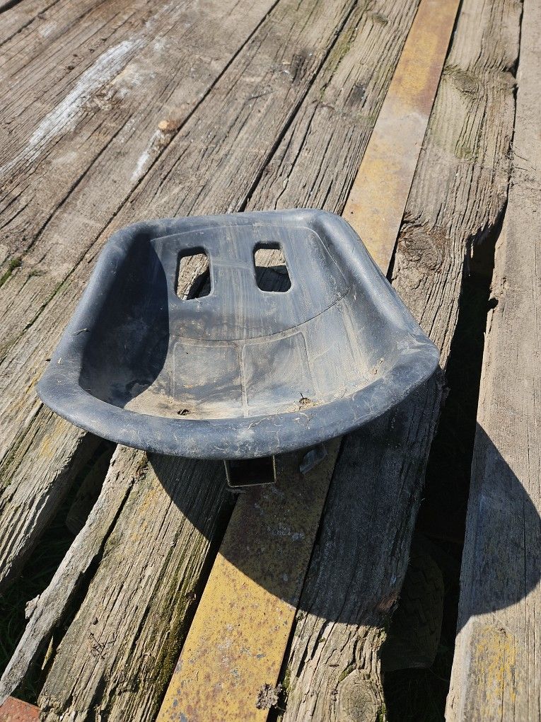 Various Lawn Tractor Seats