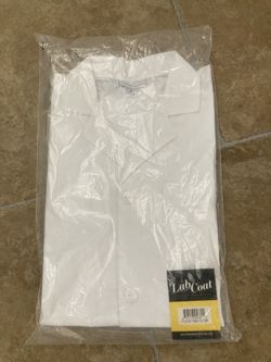 Woman’s Wink Scrub Lab Coats