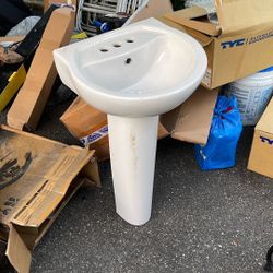 Pedestal Sink With base