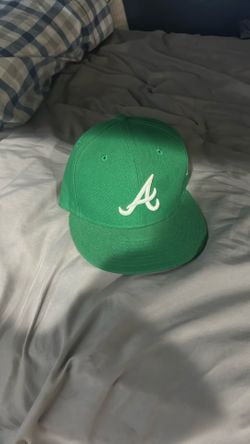 Green Braves Hat Negotiations 👍