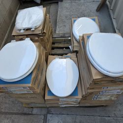 New Jones Stephans Toilet Seats