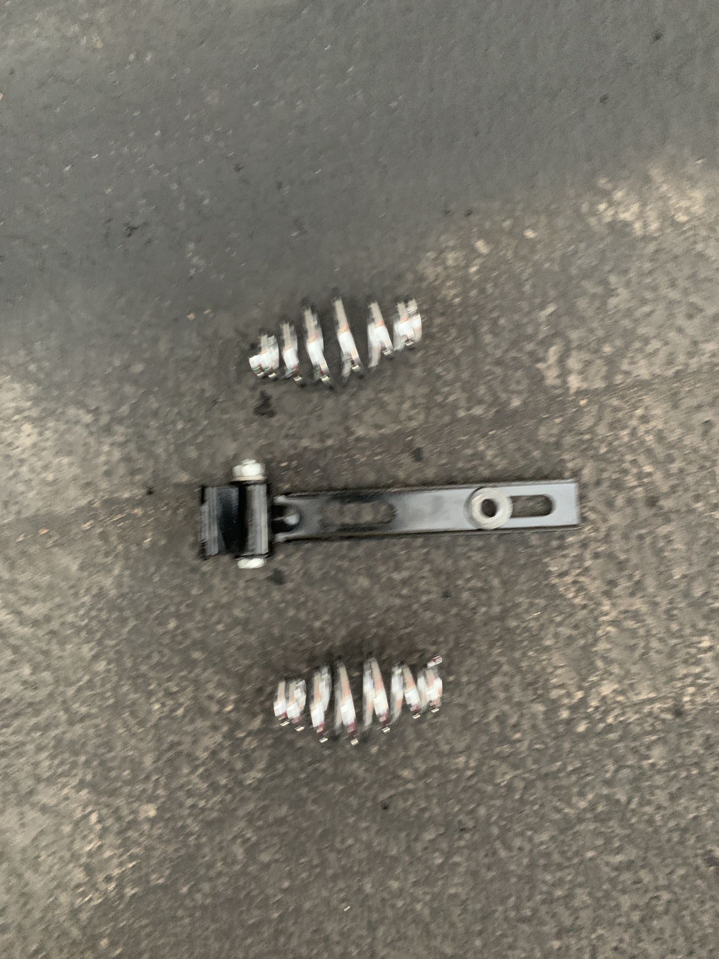 3" Solo Barrel Seat Spring Bracket Mounting Kit