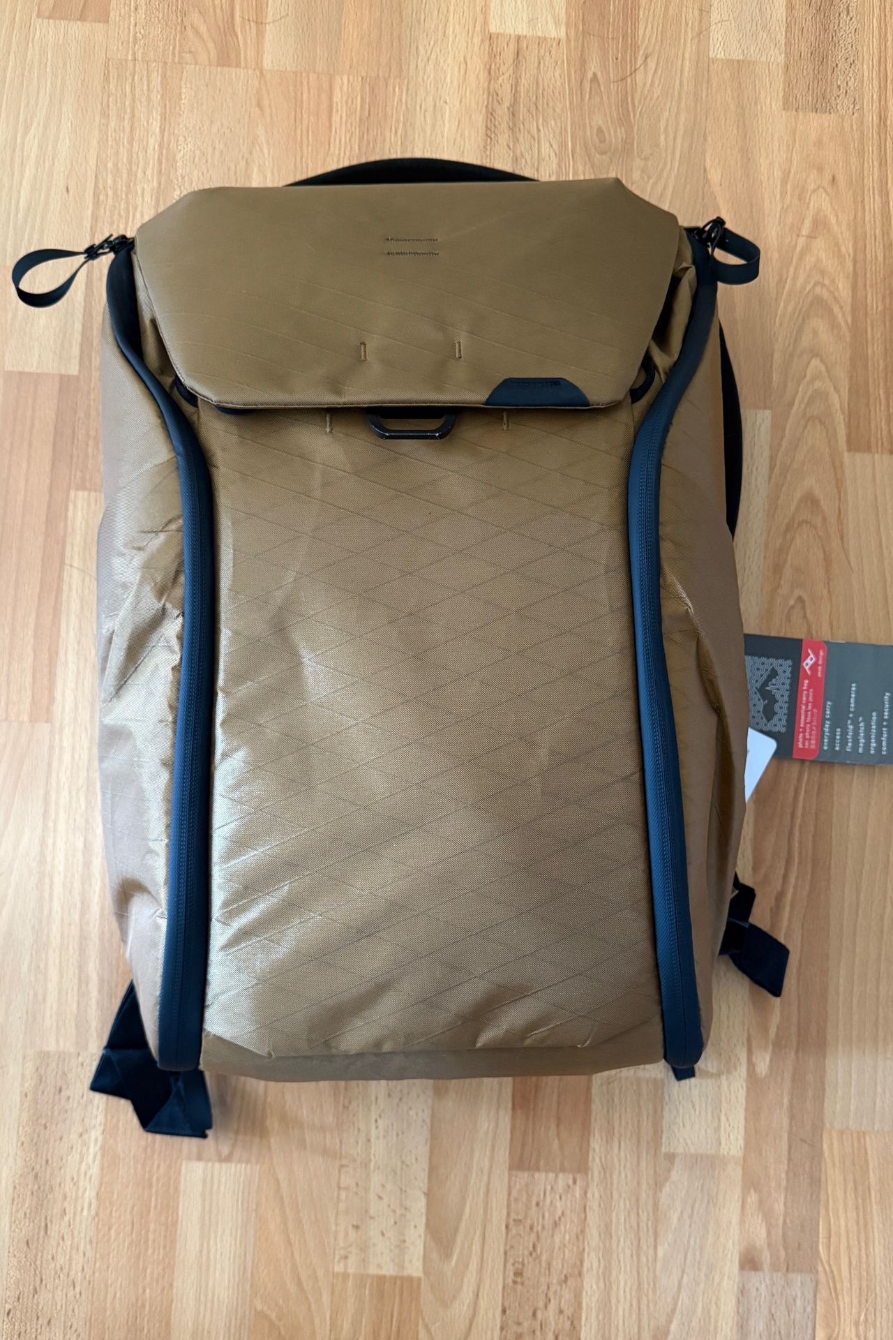 Peak Design Everyday Carry BackPack Camera Bag 30L V2 Camel XPAC Material Weatherproof