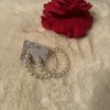 Minou’s Boutique 