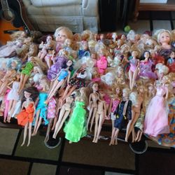 100 Dolls All Kinds As Is