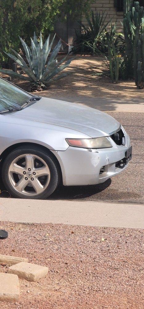 2005 Acura Tsx $1200 0B0. Complete Running Or Parts ! No Title !