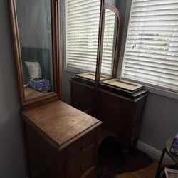 Antique Vanity 