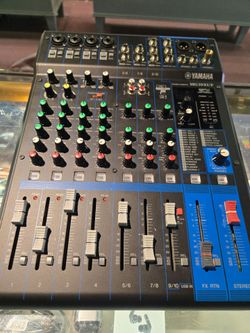 Yamaha MG10XUP mixer